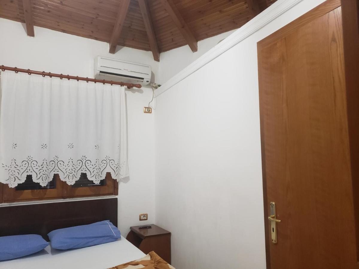 Guest House Kocollari Gjirokastër Exterior foto
