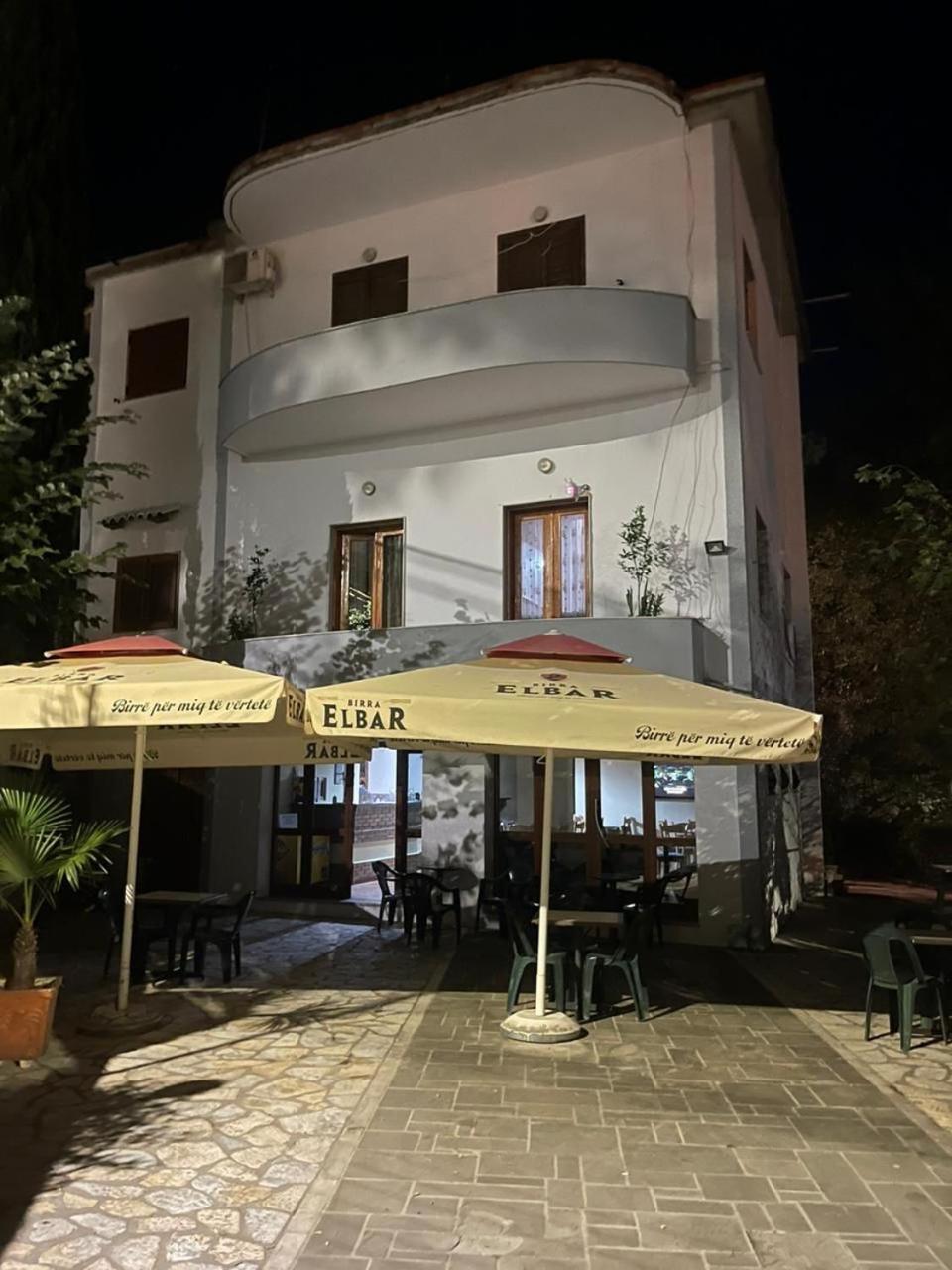 Guest House Kocollari Gjirokastër Exterior foto